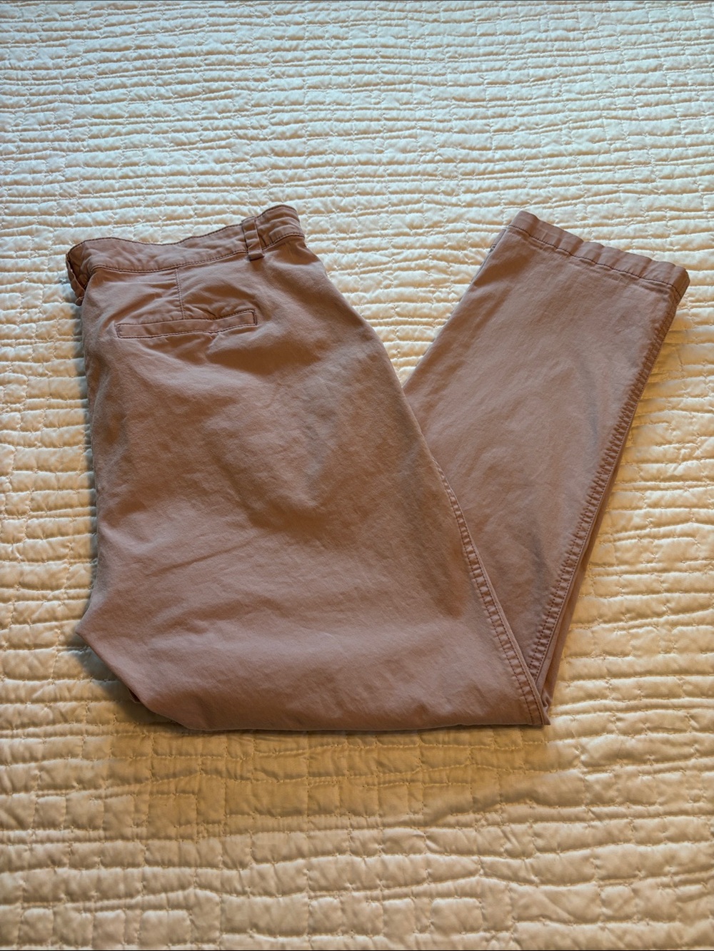 GAP Women’s Capris in Dusty Mauve